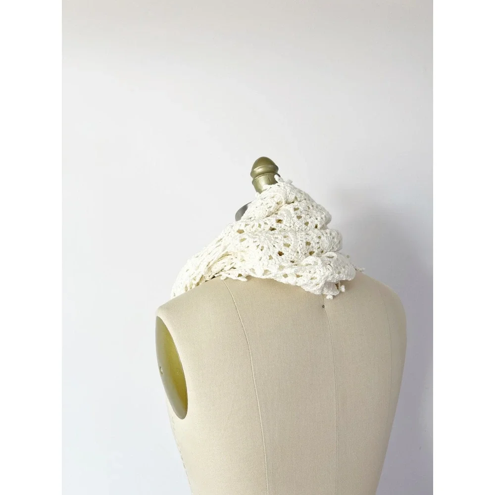 Unbranded crochet infinity